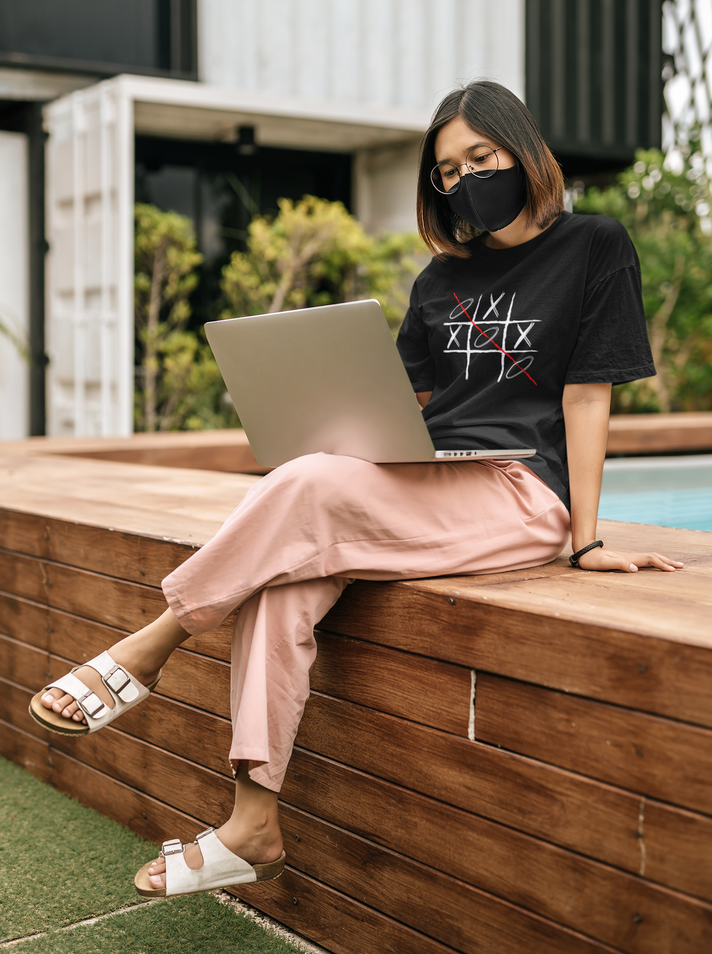 Tic Tac Toe Unisex Oversized Classic T-Shirt